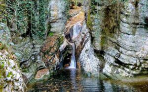 Экскурсия Агура